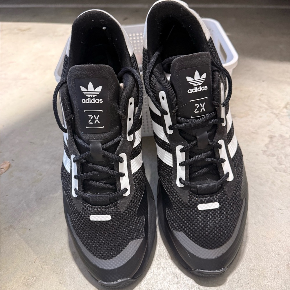 Adidas Men's Black and White Sneakers